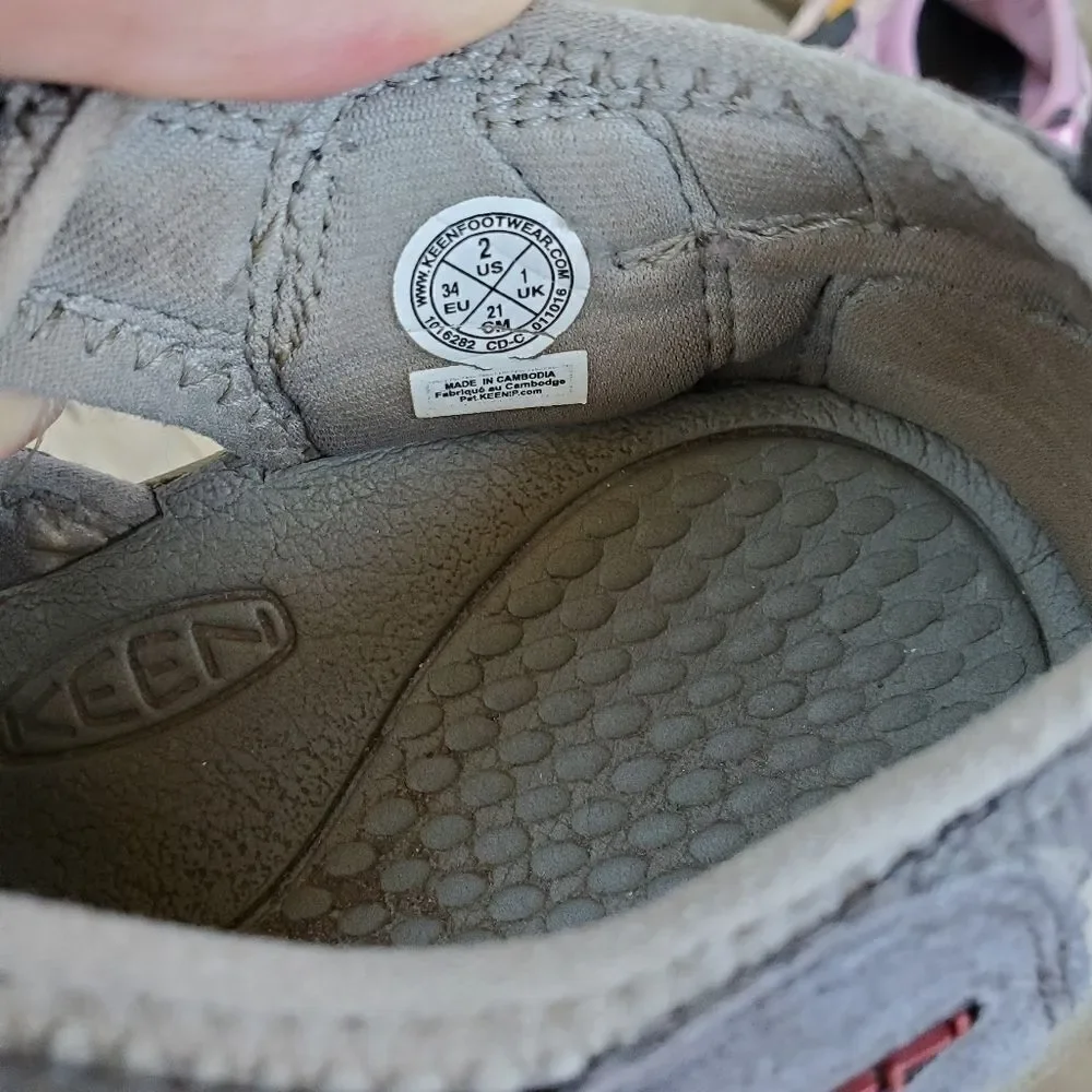 Keen Youth Newport H2 Gray Red Nylon Washable Water Sandal Big‎ Kids 2